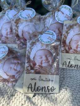 Marco de madera con imán